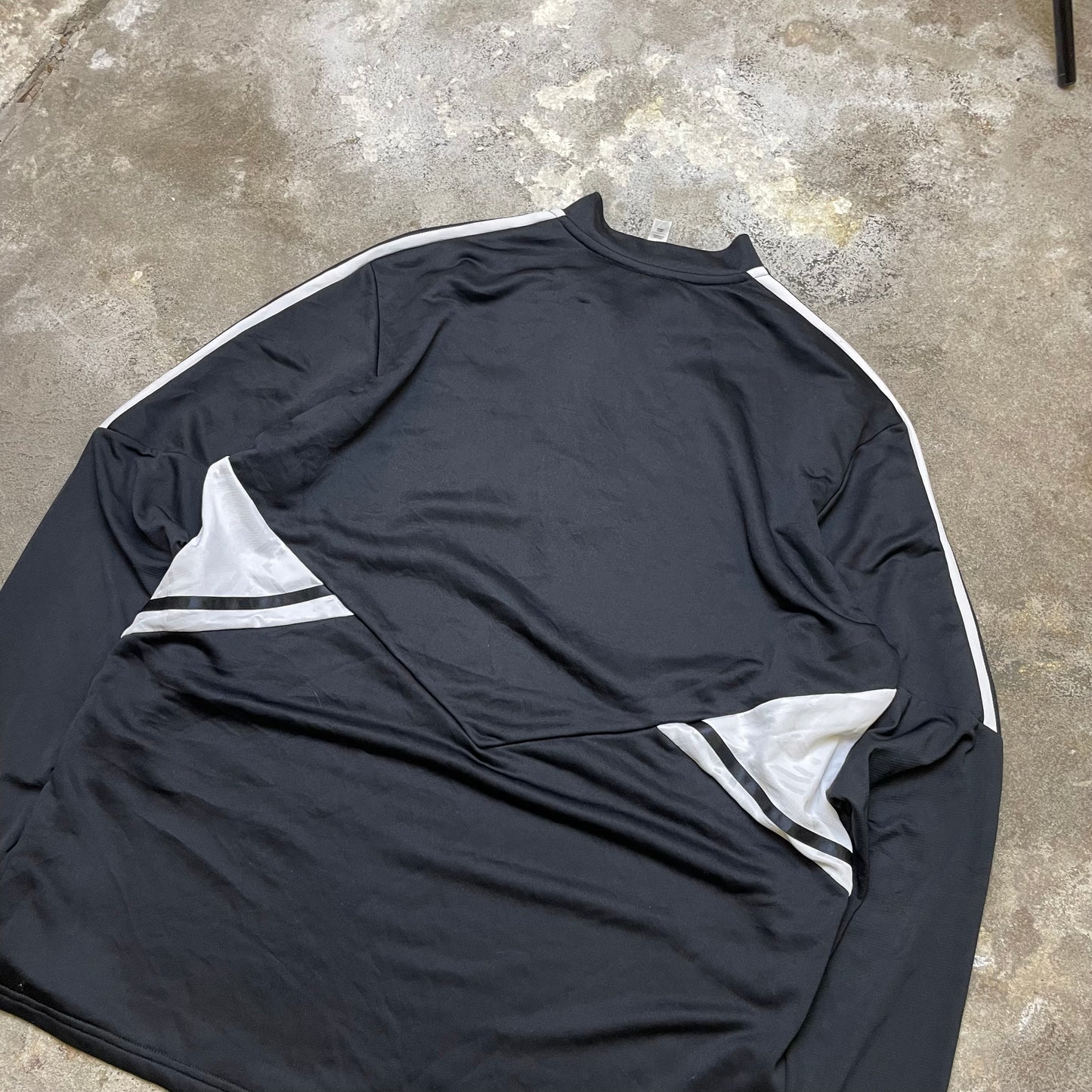 Adidas quarter zip (XL)