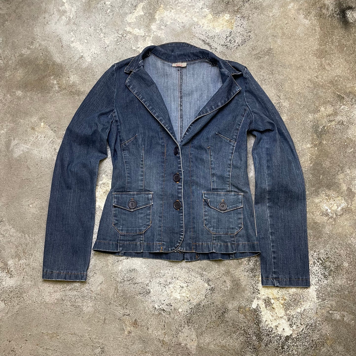 Y2K Denim jacket (M)