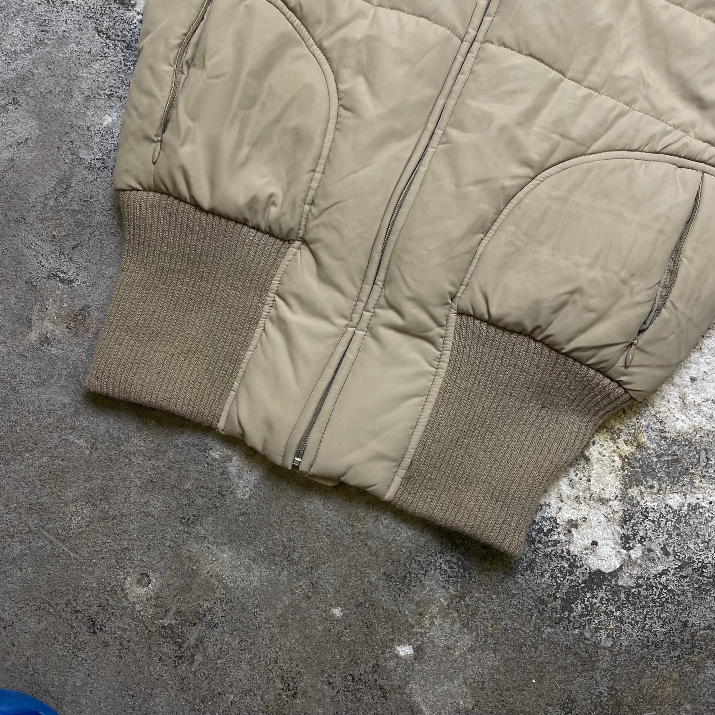 Double layered Y2K Vest (M)