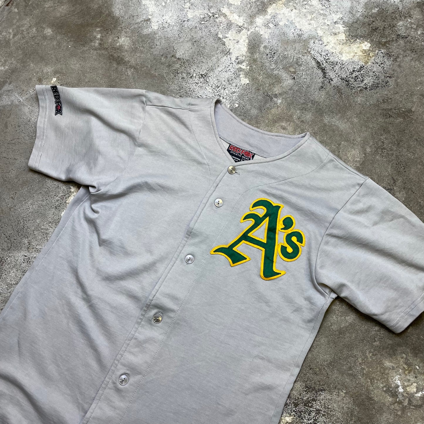 2000s Oakland Athletics jersey (M)