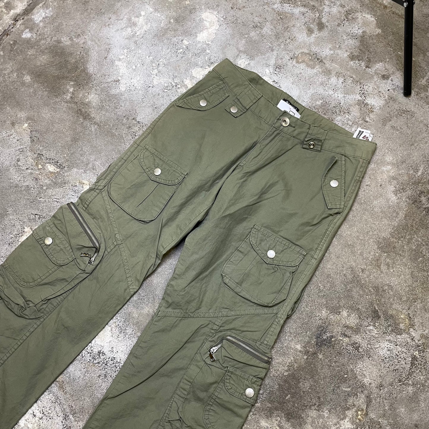Y2k Baggy olive cargos (S)