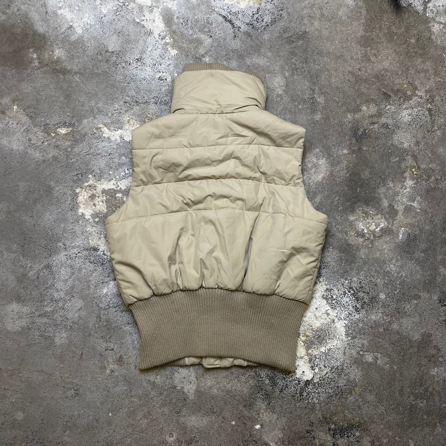 Double layered Y2K Vest (M)