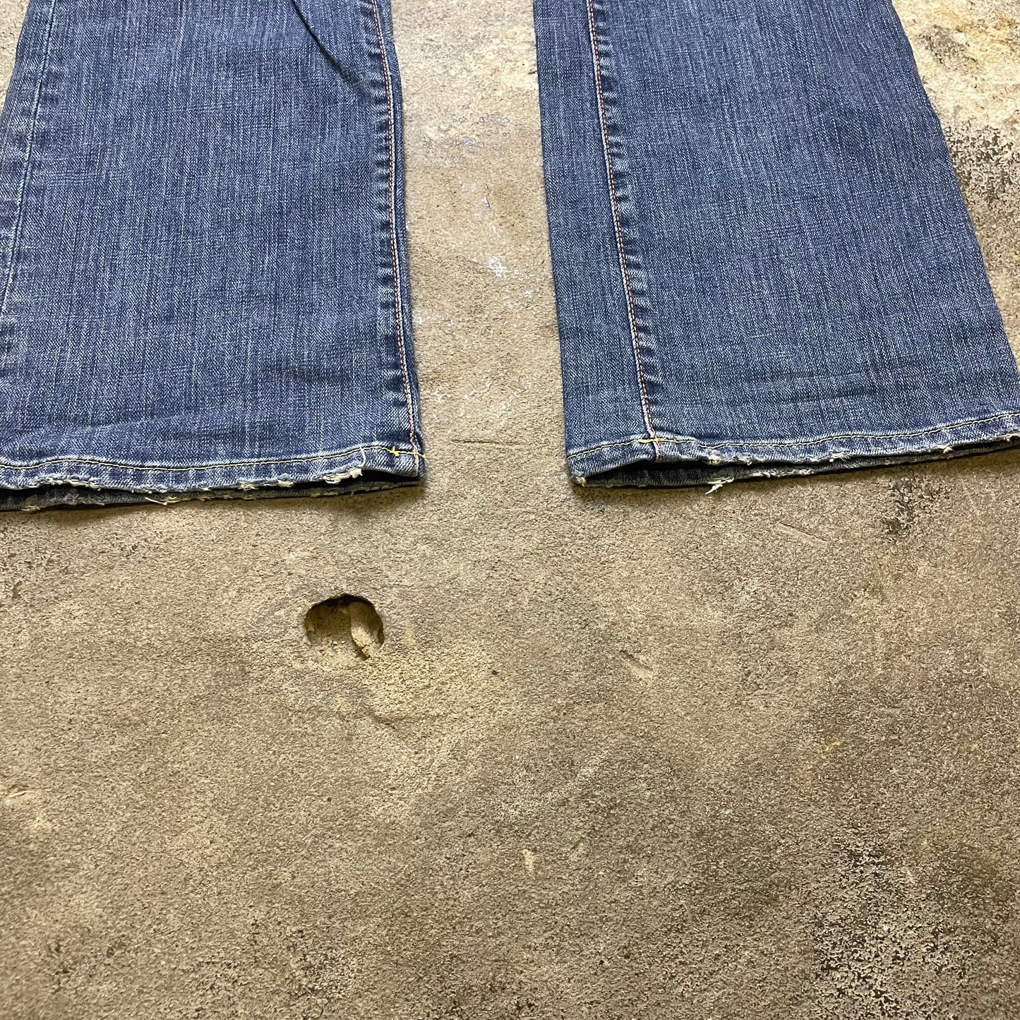 Y2K Guess Low waist jeans (M)