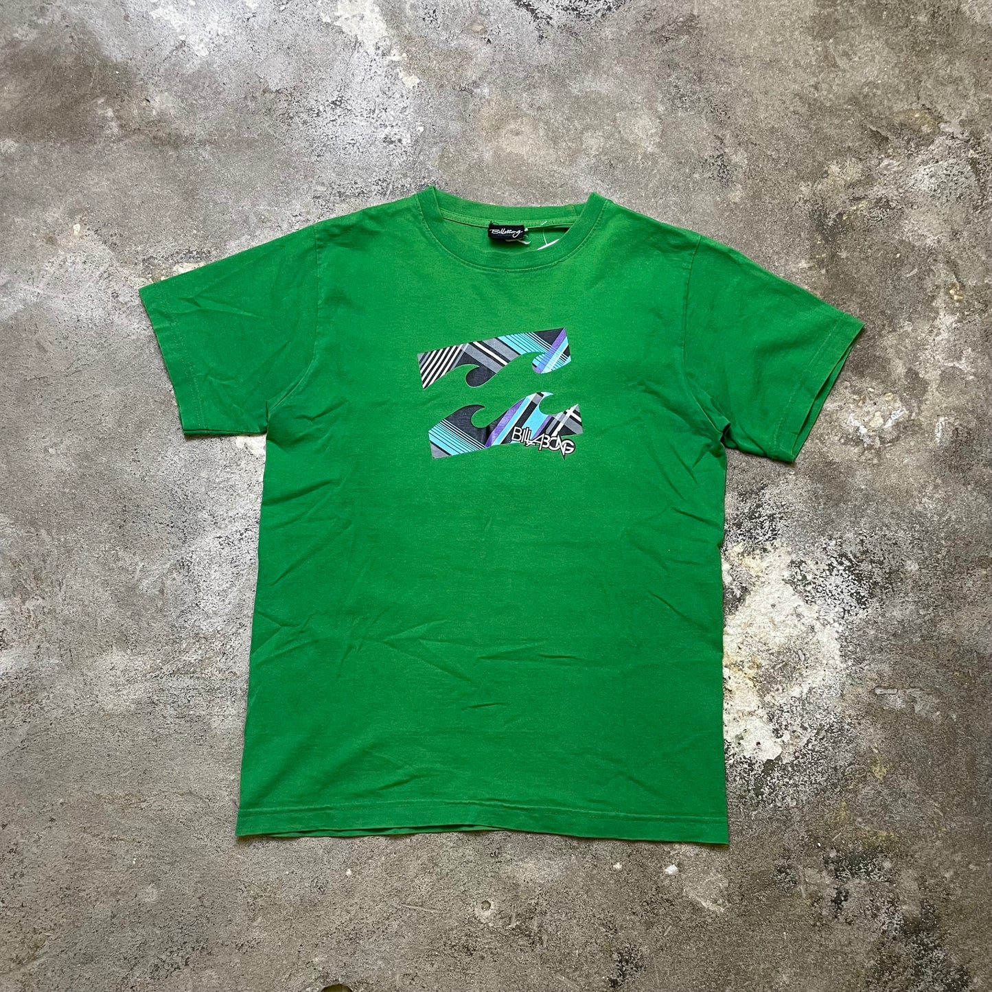 2000s Billabong tee (S)