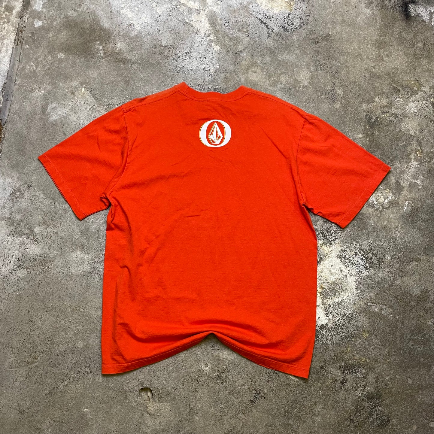 2000's Volcom Stone tee (M)