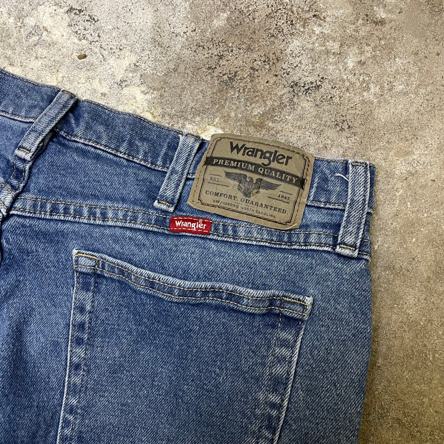 1997 Wrangler jeans (W34)