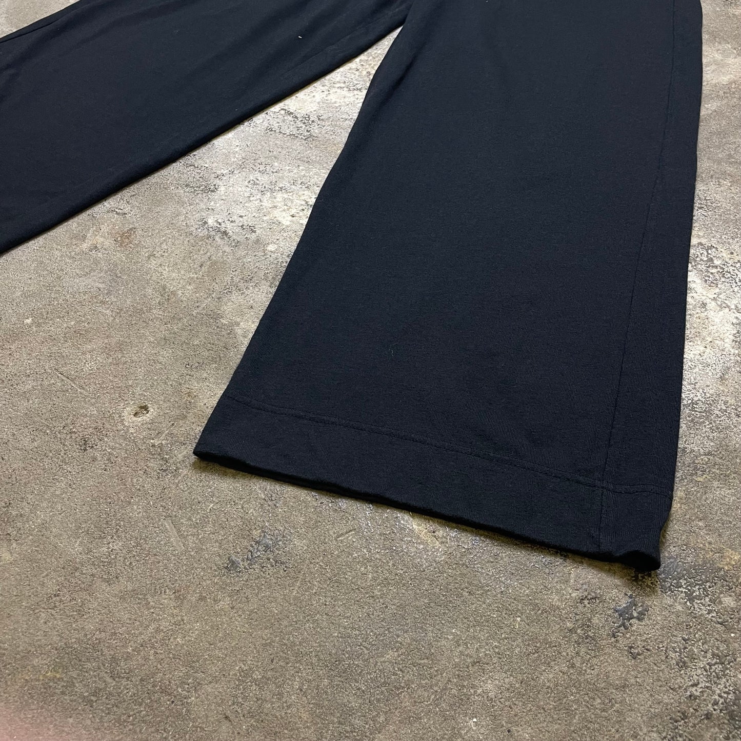 Extremely baggy Nike joggers (M)