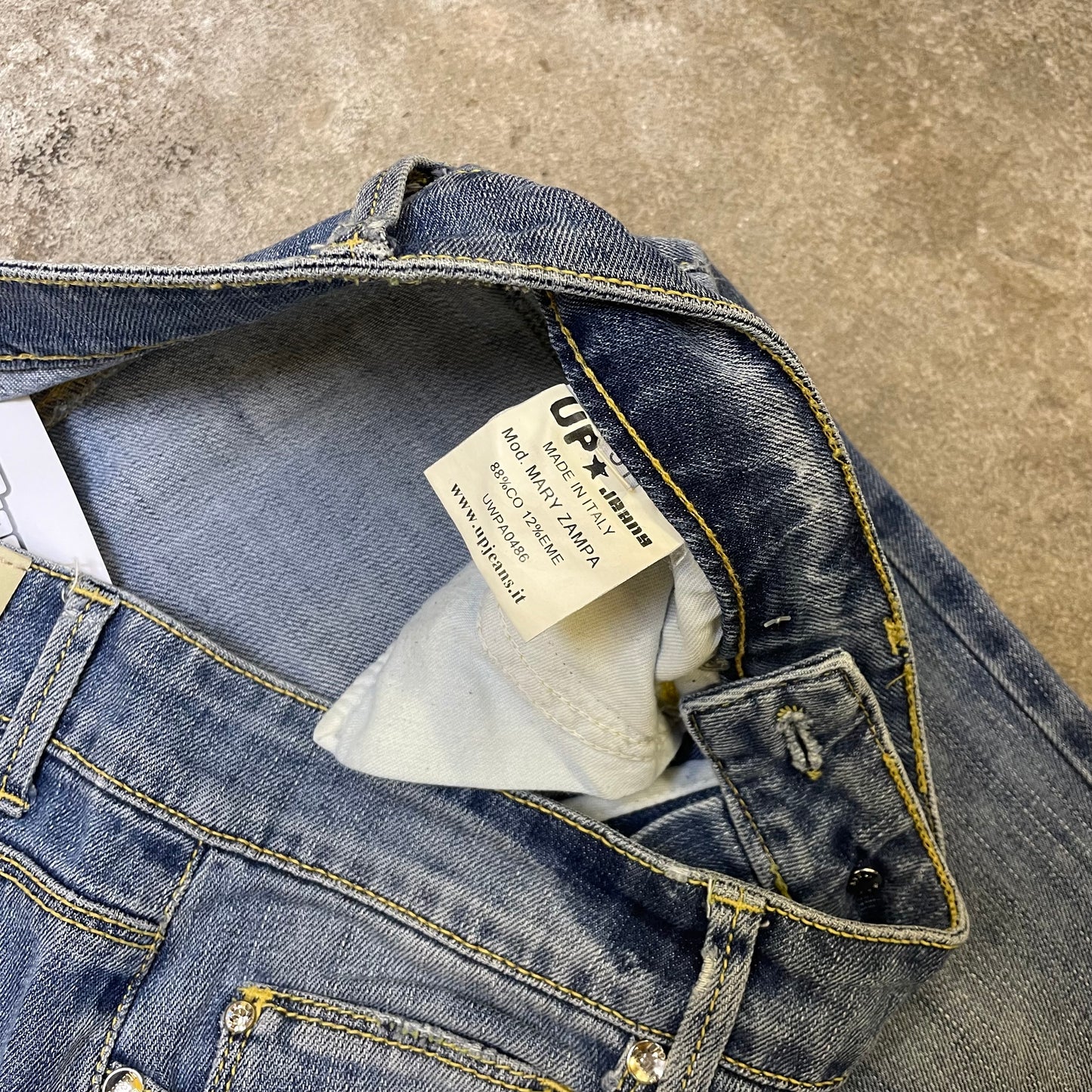 Y2K Low waist flared jeans (M)