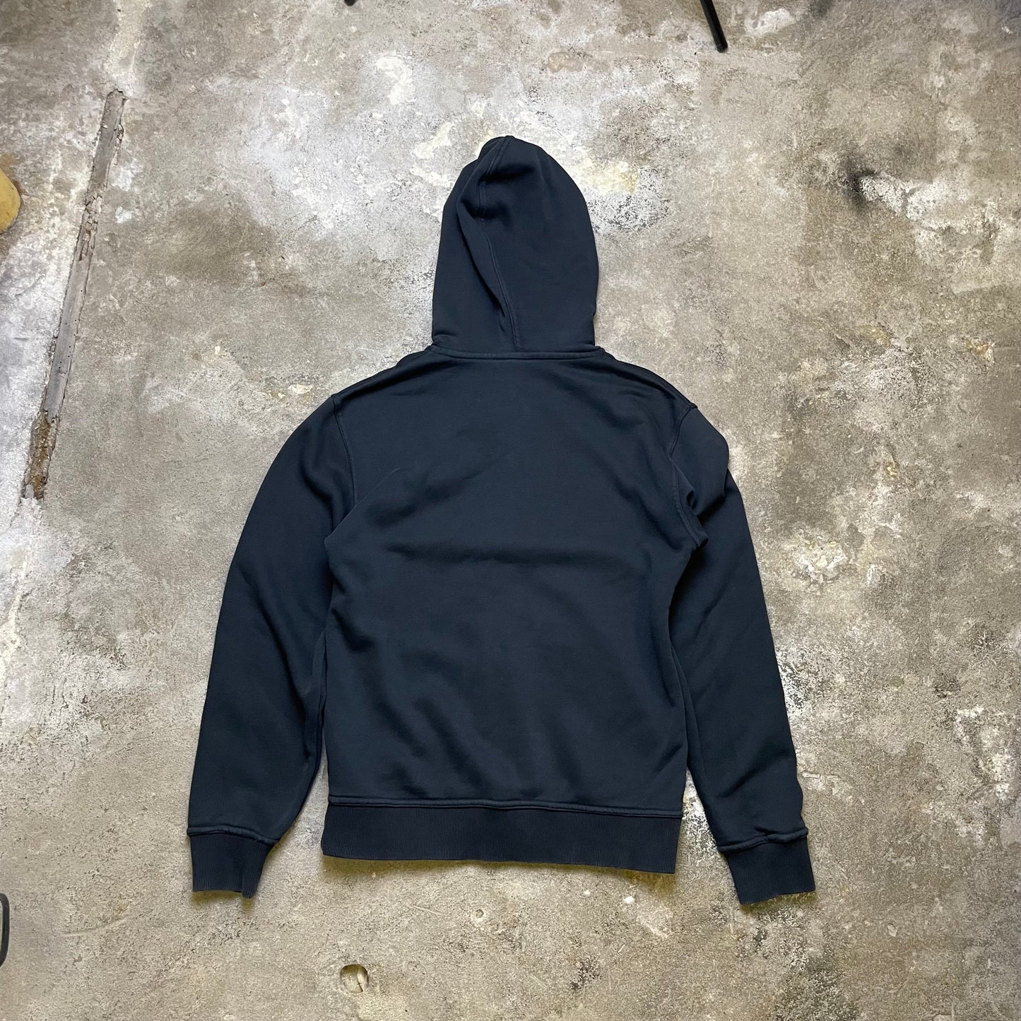 Quiksilver zip up hoodie (S)