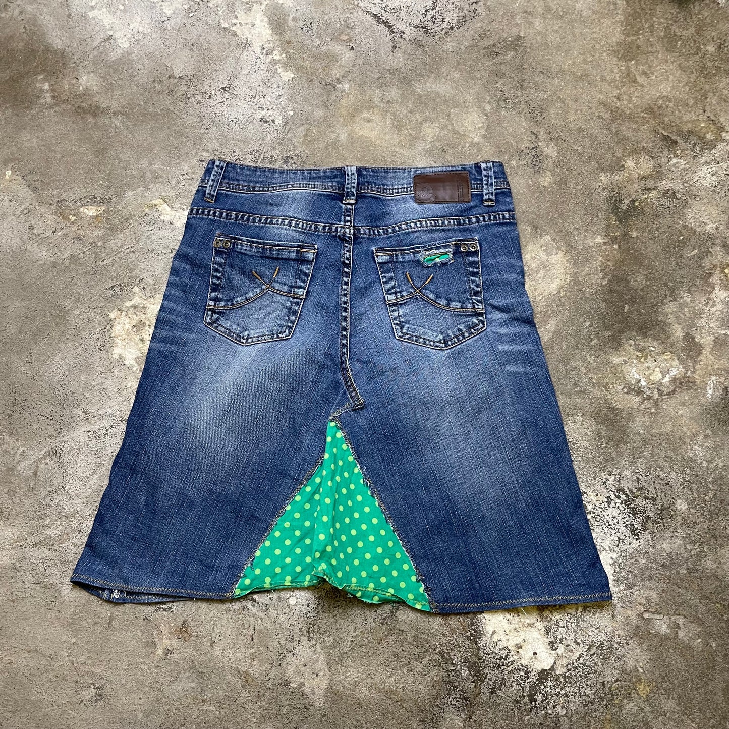 Y2K Skirt (M)