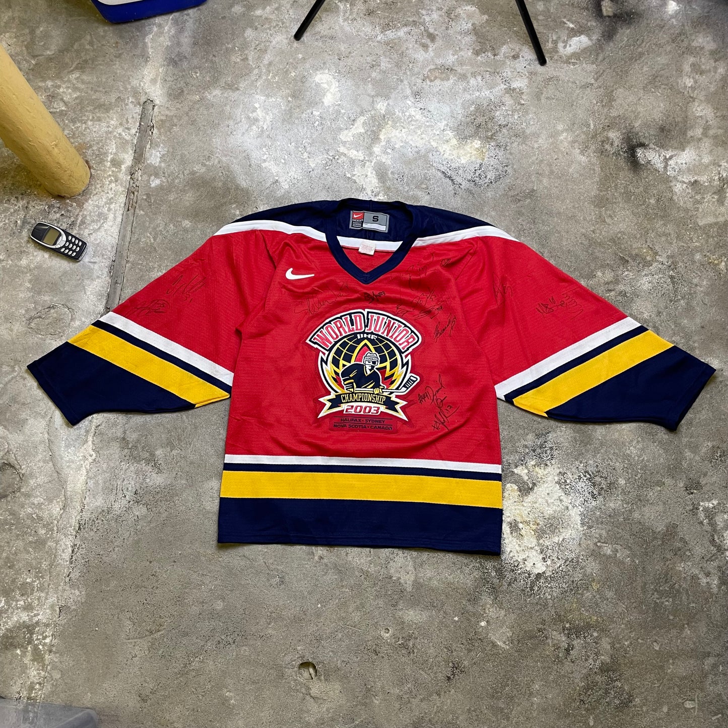 2003 Autographed World Junior Hockey jersey (S)