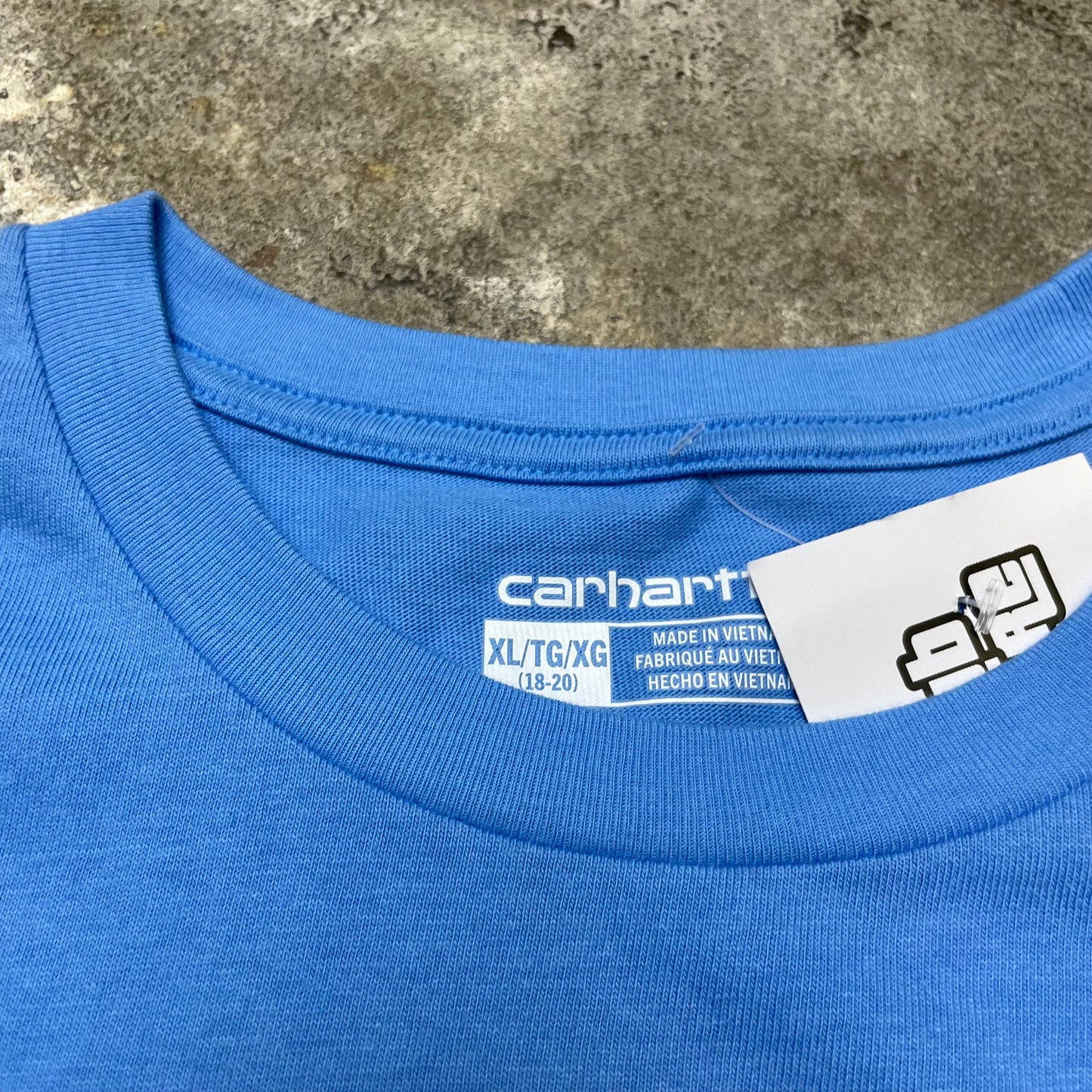 Carhartt pocket tee (M)