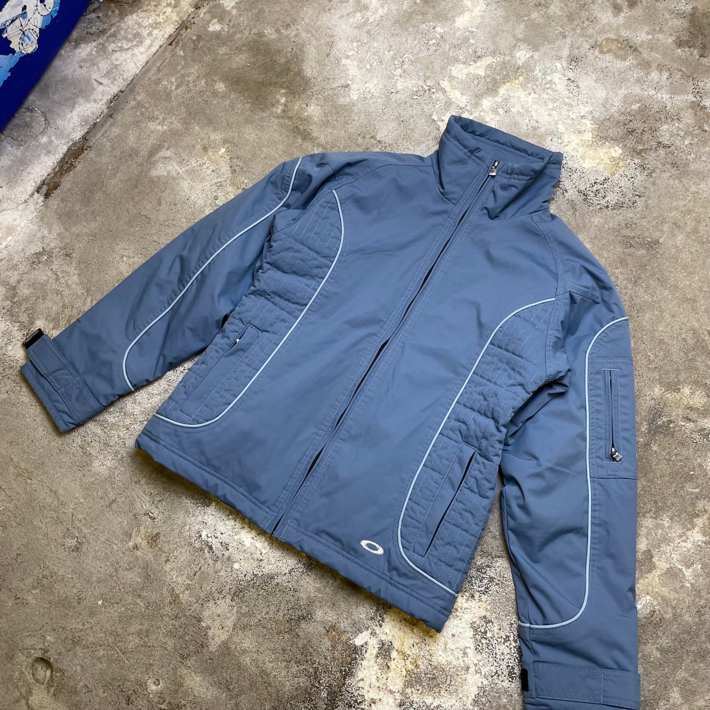 2000s Oakley jacket (S)