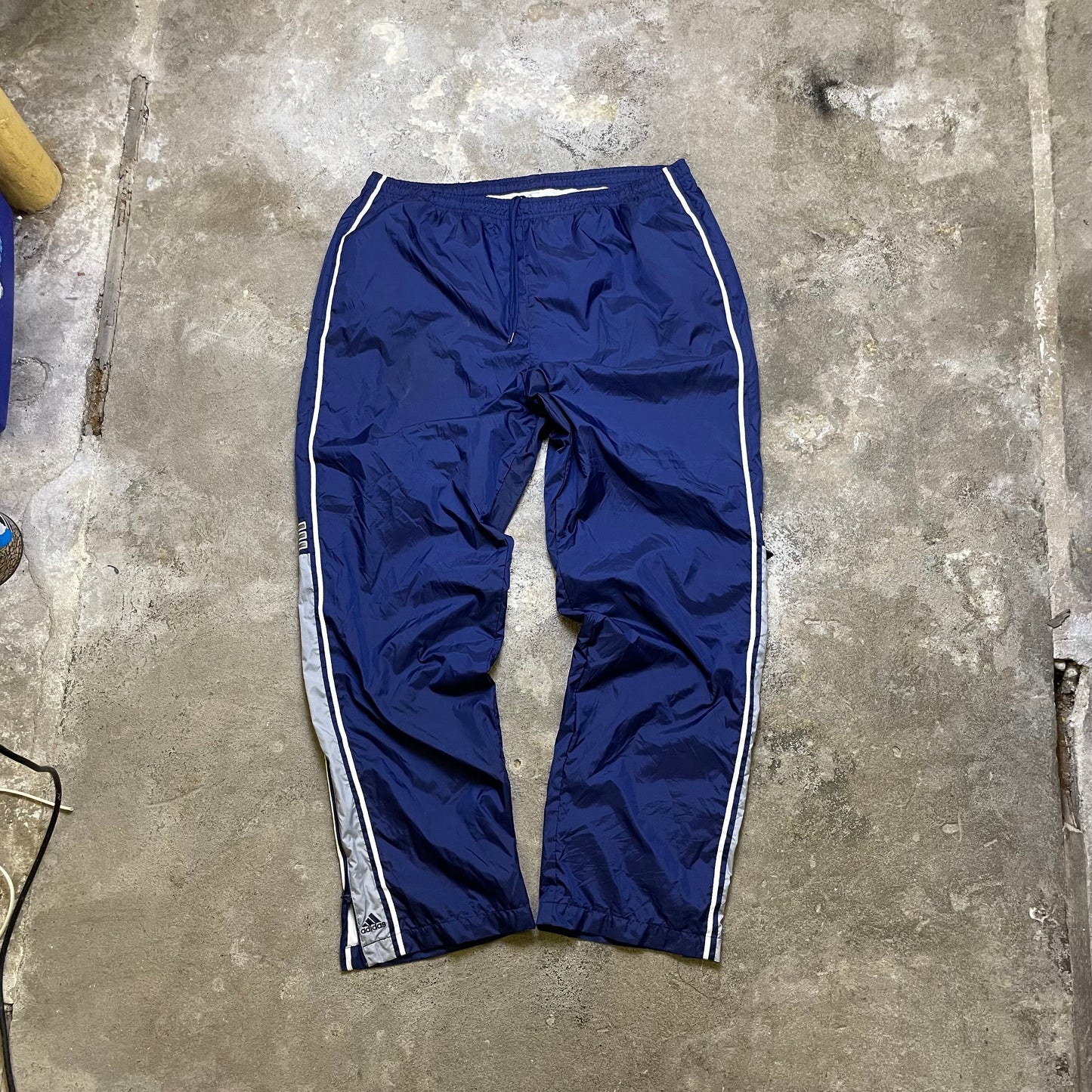 2002 Adidas trackpants (XL)