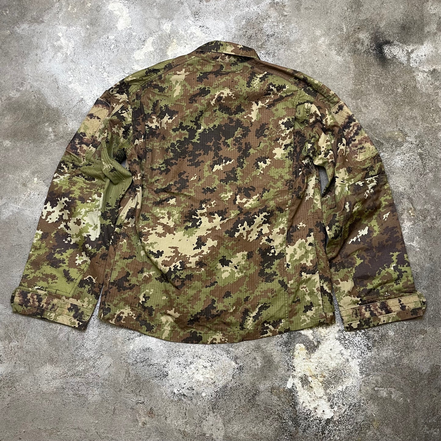 Italian Army Camo jacket (M)