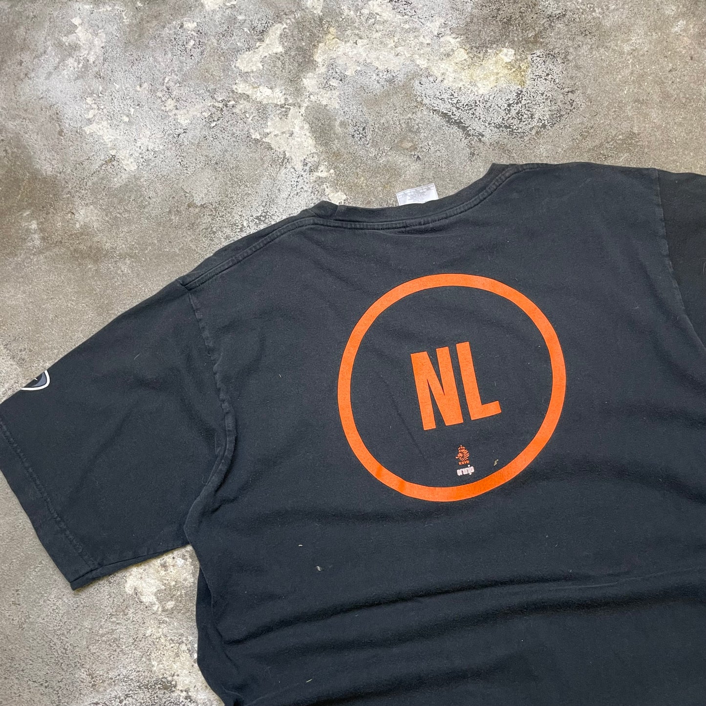 2000s Nike Netherlands football tee (L)