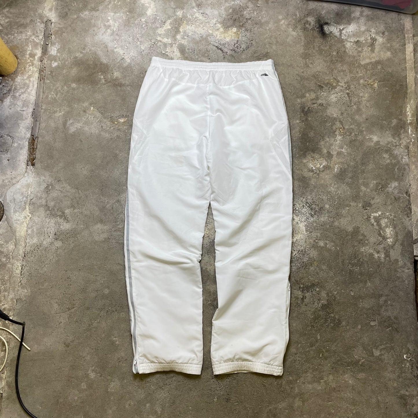 2006 Adidas trackpants (L)