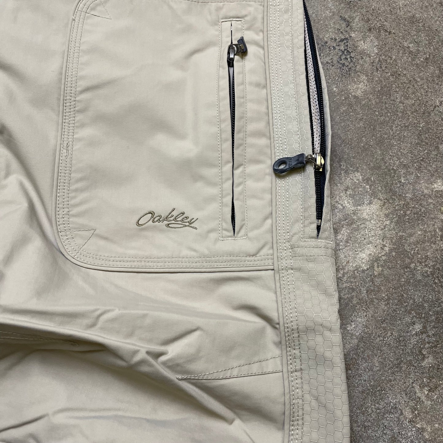 2000’s Oakley Software ski pants (M)