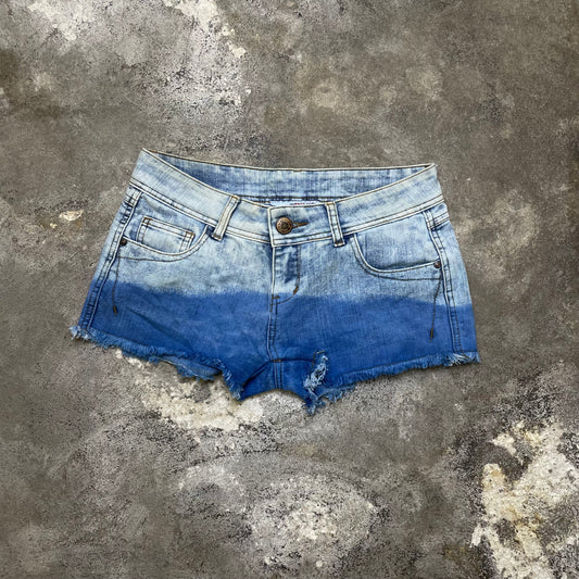 Y2K shorts (M)