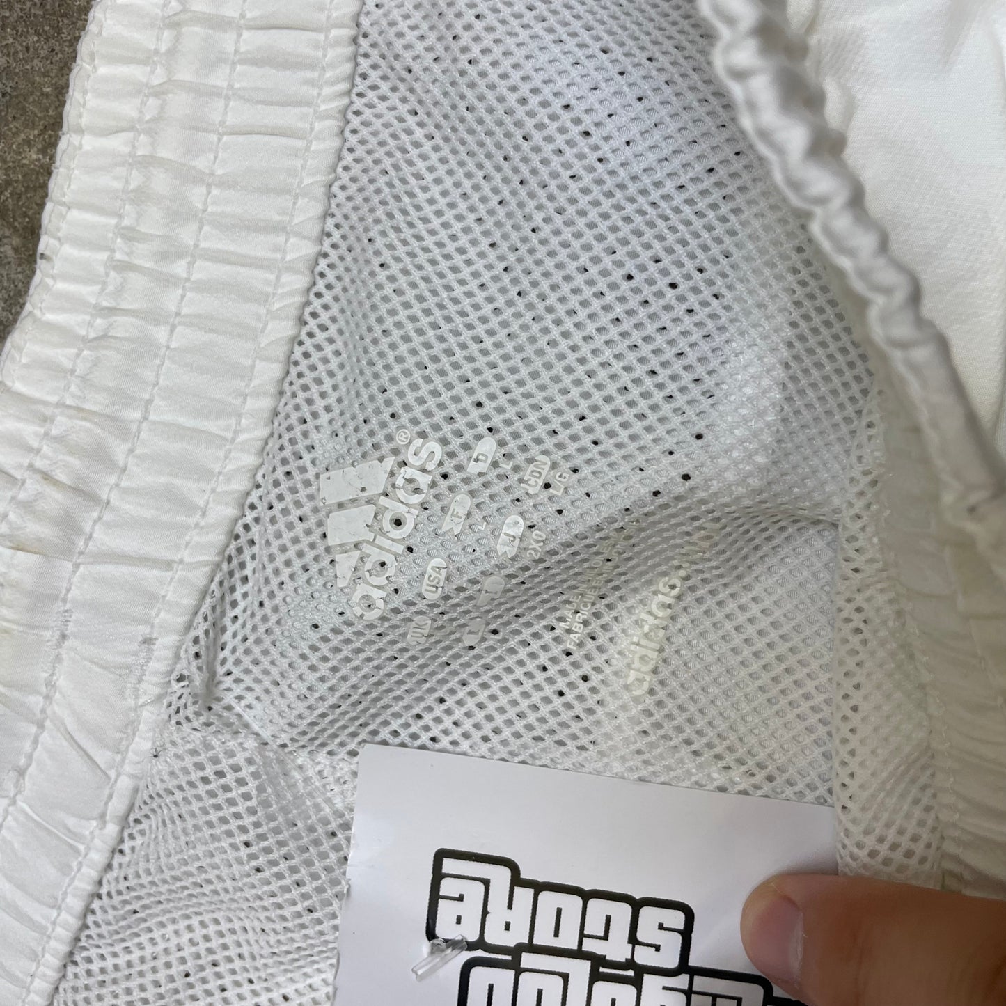2006 Adidas trackpants (L)