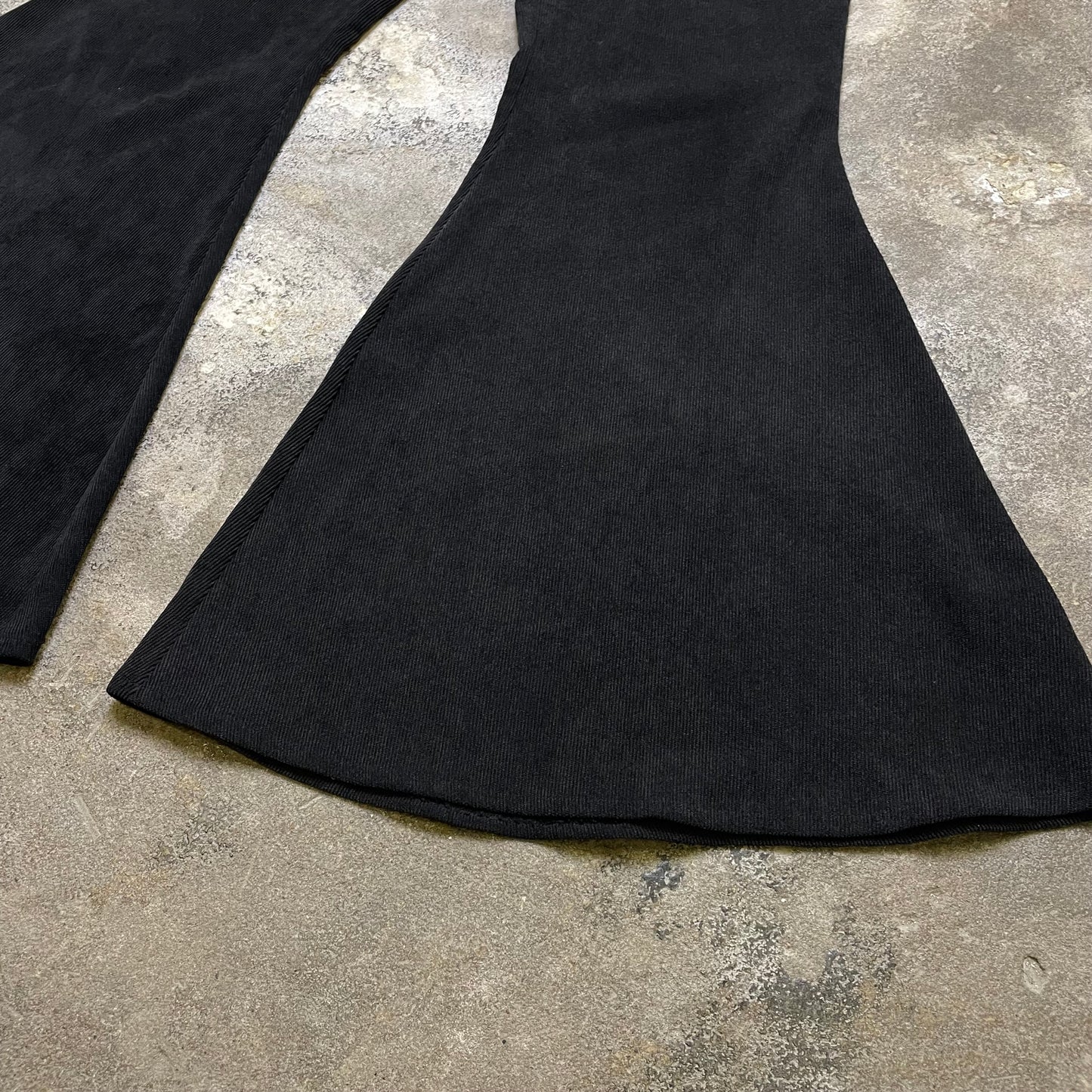 Extremely Flared Y2K Corduroy pants (S)
