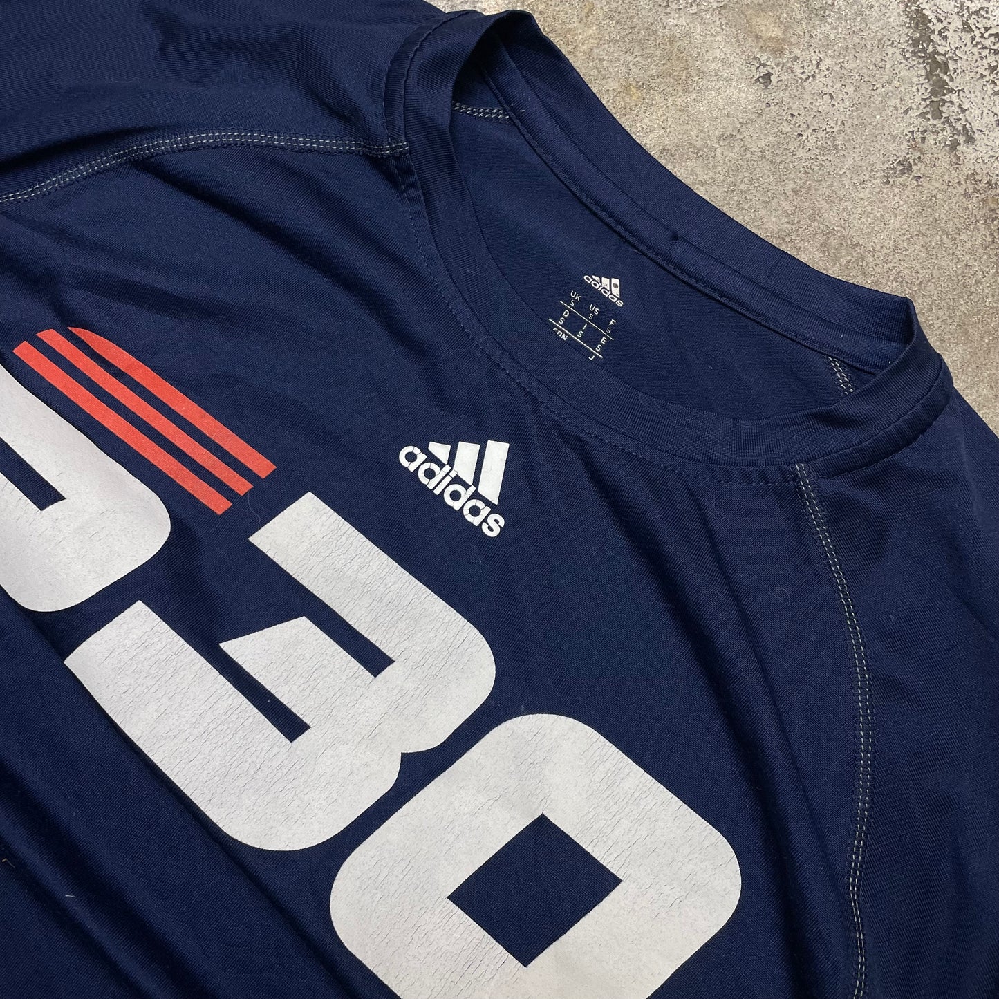 Adidas S30 tee (S)