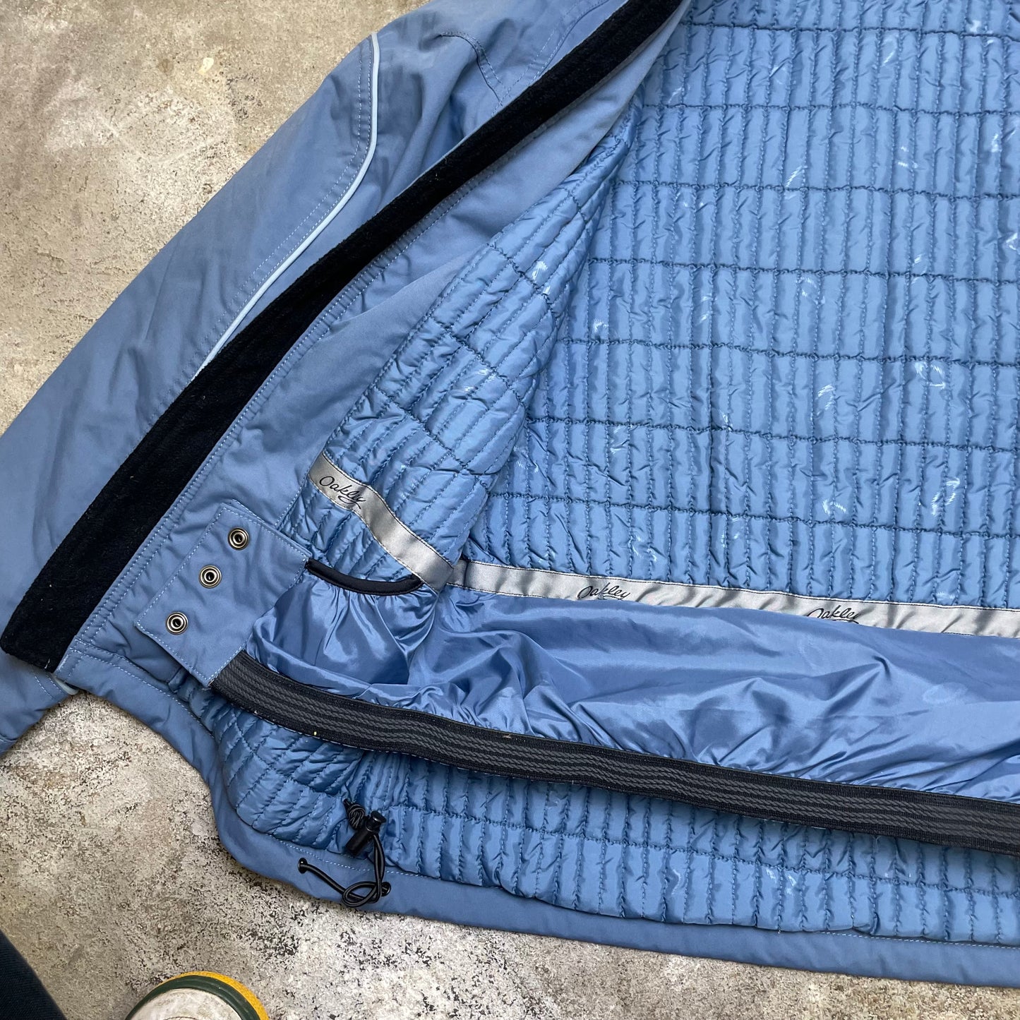 2000s Oakley jacket (S)