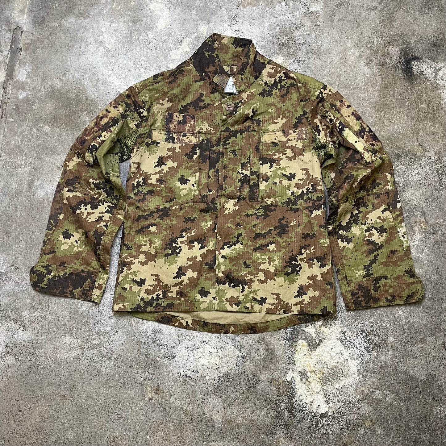 Italian Army Camo jacket (M)