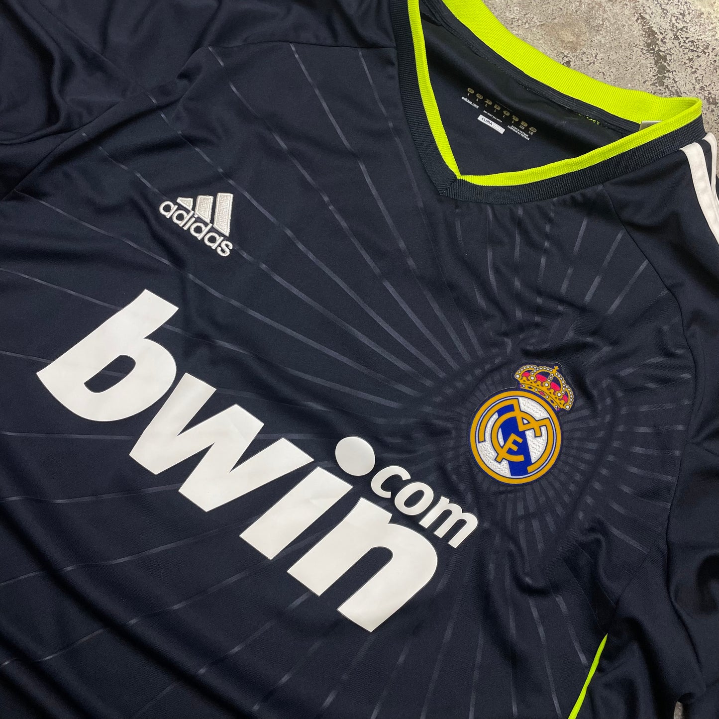 Real Madrid 2010/2011 Ronaldo Jersey (L)