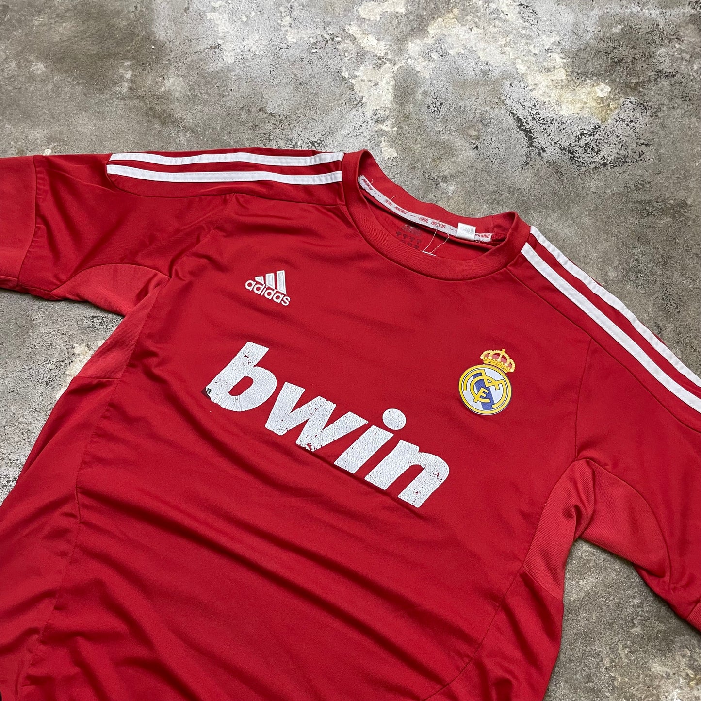 2011/12 Real Madrid Jersey (M)