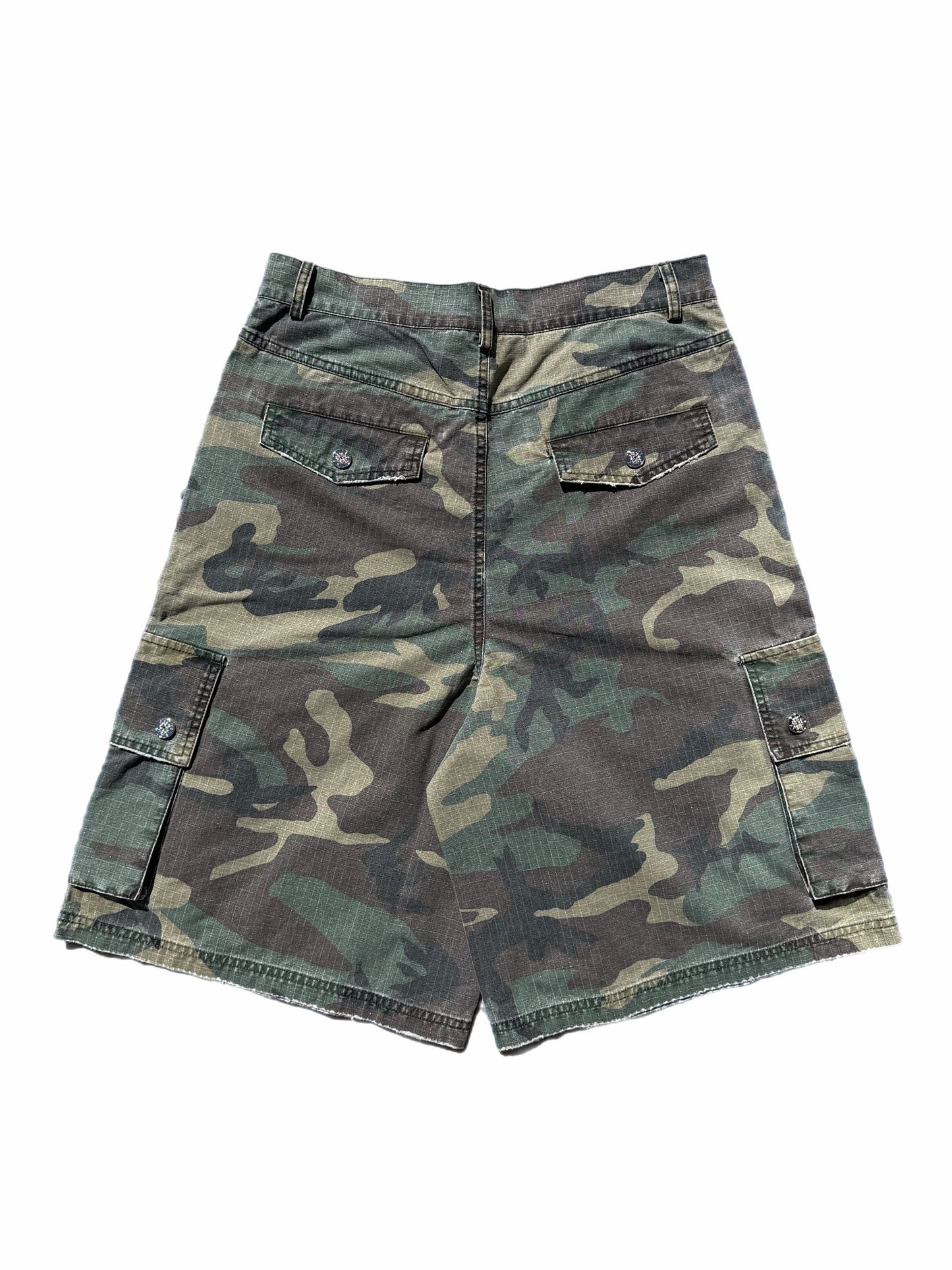 PennyClub Needlepunch Camo Cargo Shorts