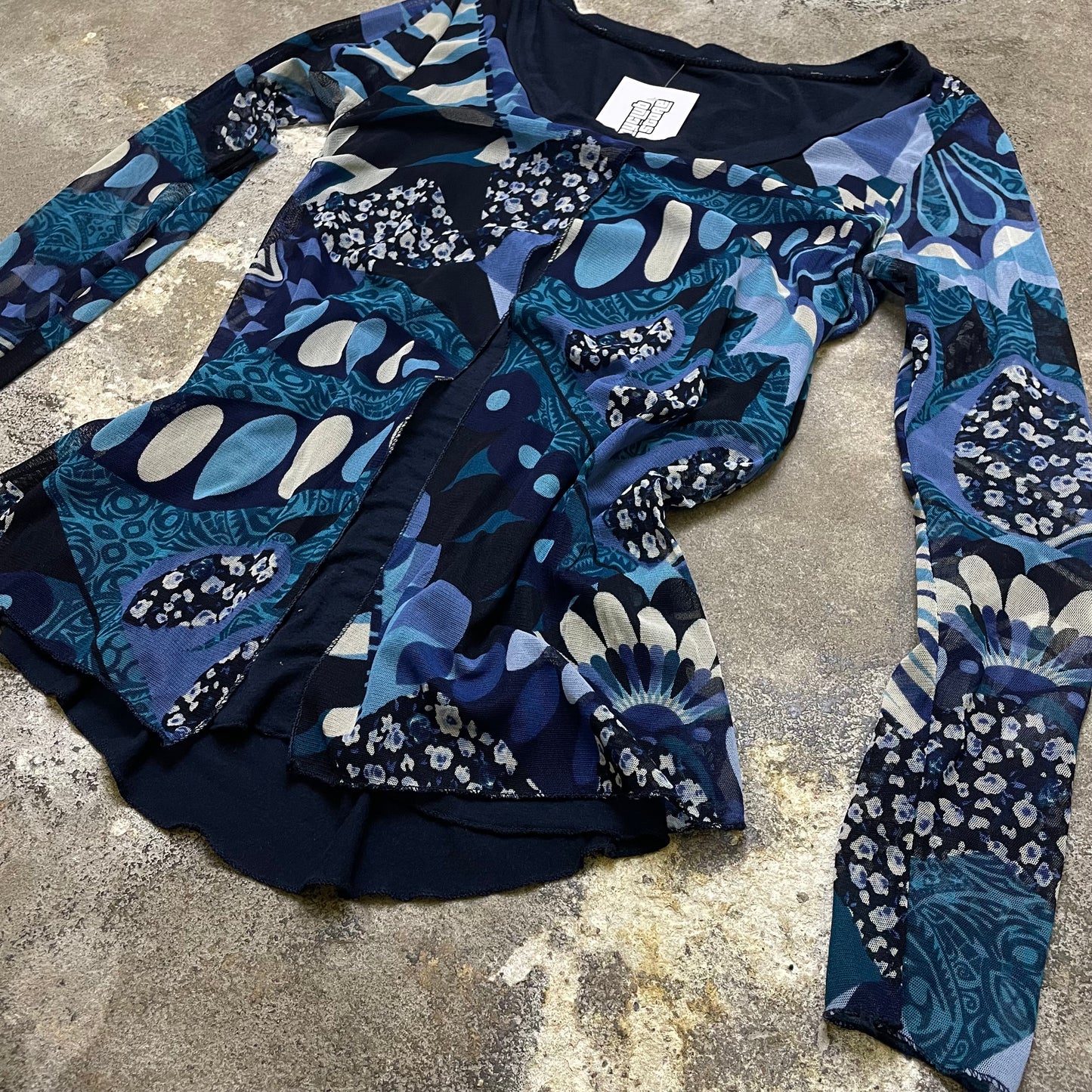 Y2K shirt (M)