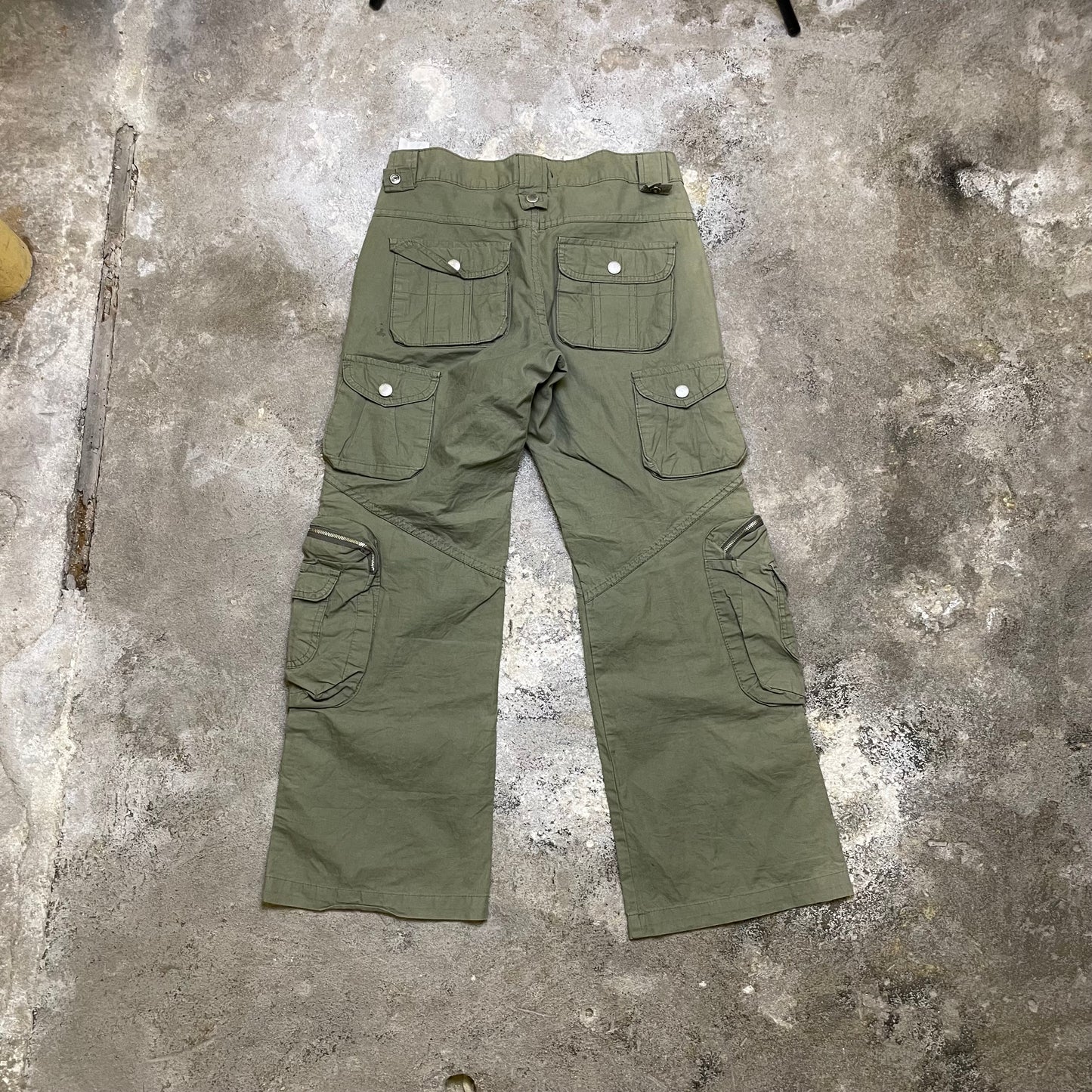 Y2k Baggy olive cargos (S)