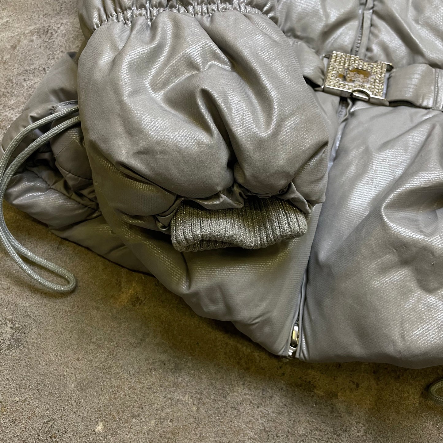 Women’s Y2K puffer jacket (M)